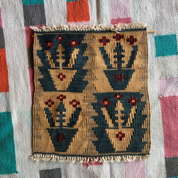 vintage Other - Authentic vintage weaving hanging succulents wall